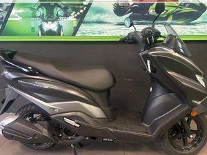 VENDO SUZUKI BURGMAN STREET 125 EXECUTIVE (2023 - 25) NUOVA A PESCATE (CODICE 9642233) - MOTO.IT