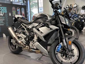 VENDO BMW M 1000 R (2025) NUOVA A LECCO (CODICE 9766635) - MOTO.IT