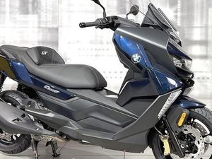 VENDO BMW C 400 GT (2021 - 24) NUOVA A CASALGRASSO (CODICE 9708511) - MOTO.IT