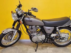 VENDO YAMAHA SR 400 (2013 - 17) USATA A MILANO (CODICE 9742881) - MOTO.IT