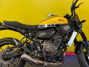 VENDO YAMAHA XSR 700 ABS 60TH ANNIVERSARY (2016 - 18) USATA A ROMA (CODICE 9742895) - MOTO.IT