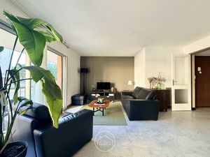 T4/5 familial avec double séjour dans résidence sécurisée