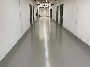 Location locaux professionnels 78 m² à Cosnes-et-Romain (54400)  1 850 €