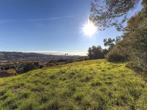 Vente terrain à batir 450 m² à Saint-Laurent-du-Var (06700)  269 000 €