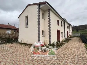 Vente immeuble 4 pièces 273 m² à Aubiere (63170)  728 000 €