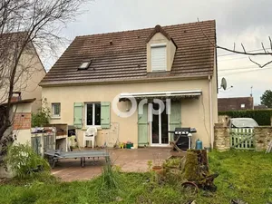 Vente maison 6 pièces 102 m² à Moret-Loing-et-Orvanne (77250)  249 000 €
