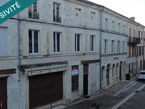 Vente maison 10 pièces 300 m² à Monclar (47380)  50 000 €