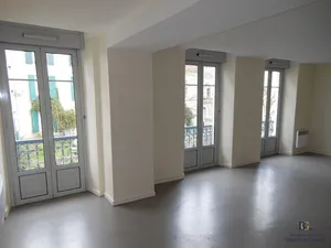 Location appartement 3 pièces 87.27 m² à Salies-de-bearn (64270)  560 €