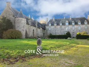 Vente château 35 pièces 1225 m² à Guingamp (22200)  2 283 600 €