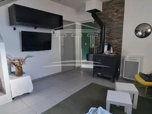 Vente maison 5 pièces à Sorgues (84700)  184 000 €