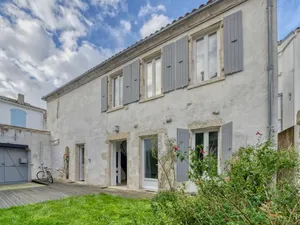 Vente appartement 6 pièces 190 m² à Saint-Pierre-d'Oléron (17310)  399 500 €
