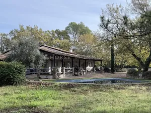 Vente maison 7 pièces 180 m² à Tourrettes (83440)  840 000 €