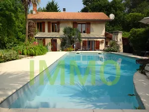 Vente maison 4 pièces 140 m² à Tizac-de-Lapouyade (33620)  272 000 €