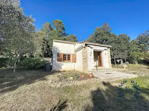 Vente maison 2 pièces 35 m² à Flassans-sur-Issole (83340)  244 000 €