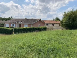 Vente terrain 535 m² à Blaye (33390)  35 000 €