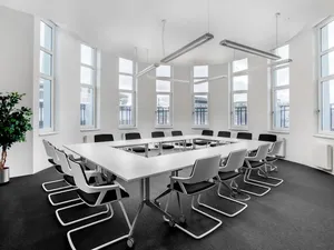 Location meublée locaux professionnels 20 m² à Bordeaux (33000)  1 529 €