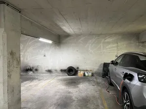 Vente parking 12 m² à Paris 16ème (75016)  59 000 €
