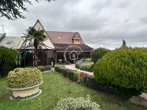 Vente maison 7 pièces 125 m² à Villebarou (41000)  257 000 €