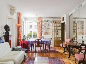 Vente viager 2 pièces 55.37 m² à Paris 7ème (75007)  541 250 €