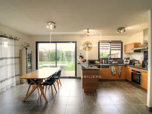 Vente maison 5 pièces 112 m² à Saint-Mathurin-sur-Loire (49250)  274 300 €