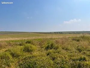 Vente terrain 700 m² à Milly-sur-Thérain (60112)  50 000 €