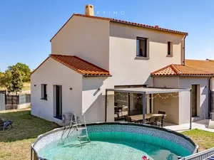 Vente villa 4 pièces 101 m² à Saint-Génis-des-Fontaines (66740)  329 000 €