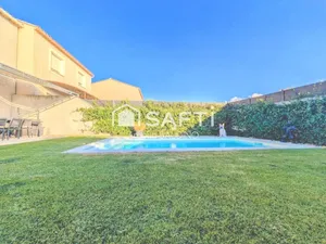 Vente maison 4 pièces 80 m² à Arles (13200)  305 000 €