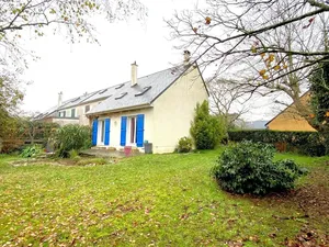 Vente maison 5 pièces 90.5 m² à La Chapelle-sur-Erdre (44240)  343 500 €