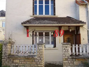 Vente maison 5 pièces 107.7 m² à Chatillon-sur-seine (21400)  49 900 €