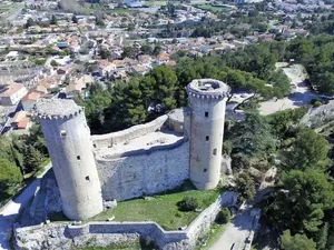 Vente immeuble 4 pièces 337 m² à Saint-Rémy-de-Provence (13210)  525 000 €