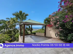 Vente maison 4 pièces 91 m² à L'Etang Sale (97427)  NaN €