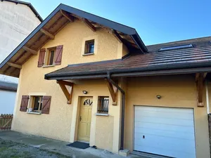 Vente maison 5 pièces 100 m² à Faverges-Seythenex (74210)  370 000 €
