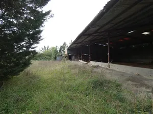 Vente terrain 2063 m² à Mazières-en-Gâtine (79310)  40 500 €