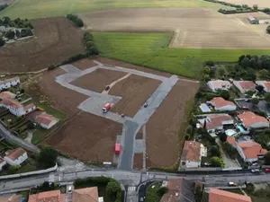 Vente terrain 496 m² à Dompierre-sur-Mer (17139)  277 000 €