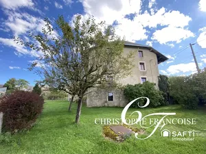Vente maison 4 pièces 184 m² à Champdor (01110)  198 000 €