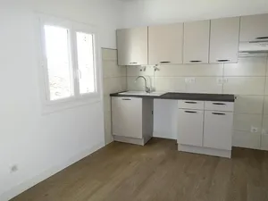 Location appartement 3 pièces 63 m² à Gignac (34150)  683 €