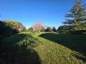 Vente terrain 951 m² à Saint-laurent-de-la-pree (17450)  209 000 €