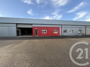 Location maison 2 pièces 315 m² à L'Isle-Jourdain (32600)  5 584 €