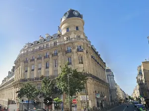 Vente locaux professionnels 45 m² à Paris 18ème (75018)  249 000 €