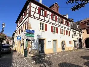 Vente appartement 2 pièces 52 m² à Rouffach (68250)  100 000 €