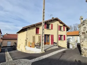 Vente immeuble 197 m² à Le Puy-en-Velay (43000)  190 000 €