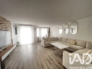 Vente maison 7 pièces 130 m² à Savigny-le-Temple (77176)  385 000 €