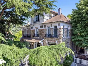 Vente maison 11 pièces 435 m² à Le Raincy (93340)  1 350 000 €