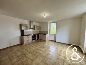 Location maison 4 pièces 123 m² à Castres (81100)  800 €