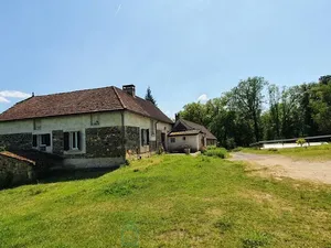 Vente maison 7 pièces 200 m² à Nabirat (24250)  489 000 €