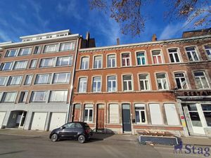 Studio entièrement rénové avec cuisine commune