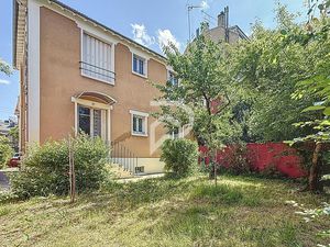 MAISON COEUR DE BECON 7 PIECES 5 CHAMBRES