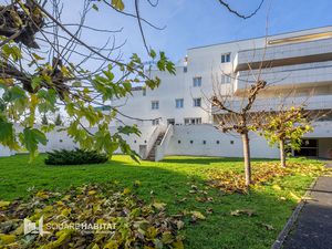 Exclusivité Mérignac Bourranville ? Appartement T2 à moderniser  avec loggia et parking sé