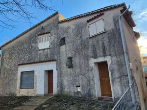 MAISON DE VILLAGE 220m²