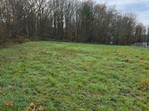 Terrain constructible Bosmie L Aiguille 1051 m2